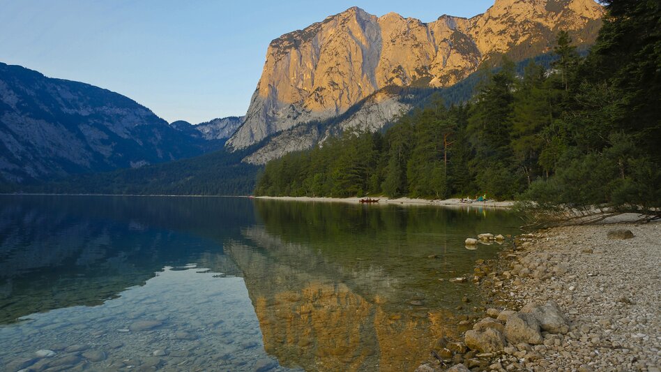 Abendstimmung am Altausseer See mit Trisselwand | © STG | Leo Himsl