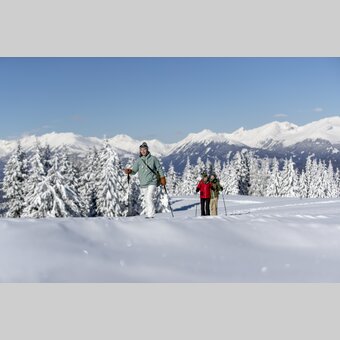 Schneeschuhwandern auf der Frauenalpe | © STG | Tom Lamm