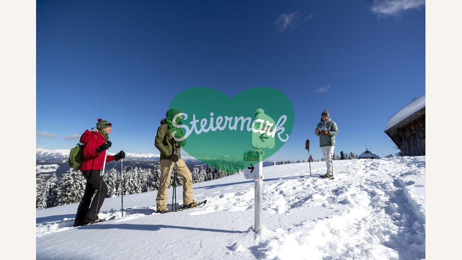 Schneeschuhwandern auf der Frauenalpe | © STG | Tom Lamm