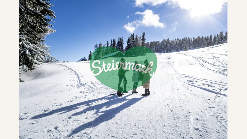 Aufwärmen und Stärken beim Spazierengehen auf der Frauenalpe | © STG | Tom Lamm