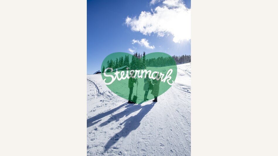 Aufwärmen und Stärken beim Spazierengehen auf der Frauenalpe | © STG | Tom Lamm