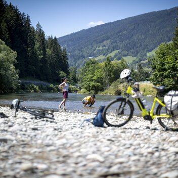 Abkühlung am Murradweg bei St. Ruprecht ob Murau | © STG | Tom Lamm