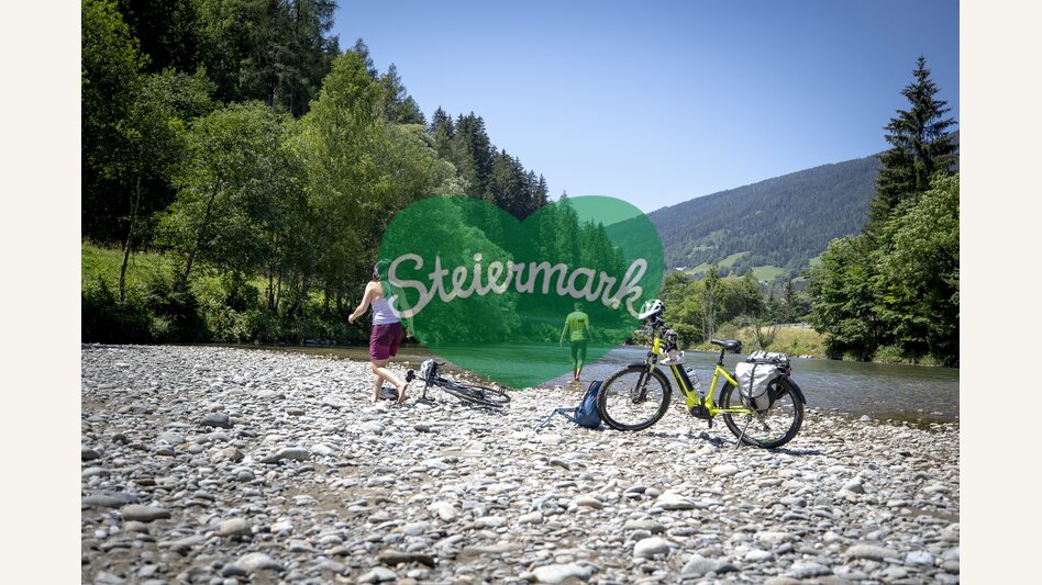 Abkühlung am Murradweg bei St. Ruprecht ob Murau | © STG | Tom Lamm