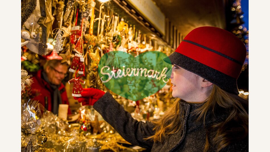 Grazer Advent, Hauptplatz mit Adventmarkt | © STG | Tom Lamm