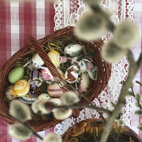 Osterkorb mit Ostereiern | © STG | Amra Candic