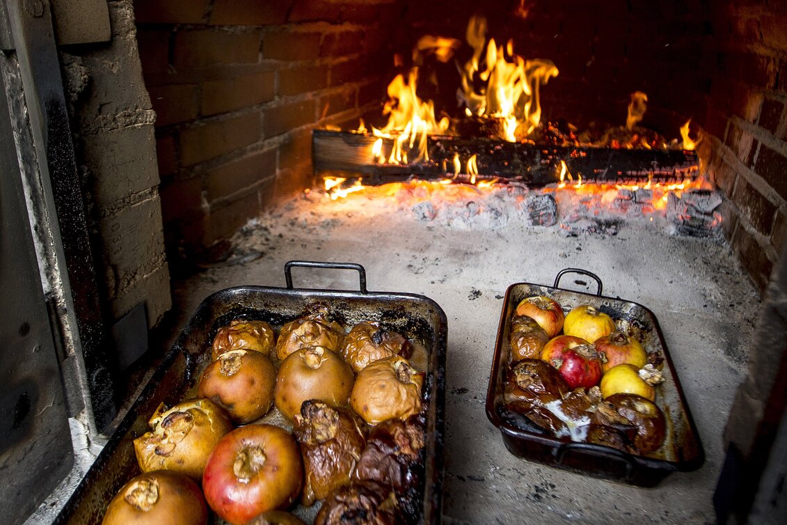 Bratäpfel im Steirischen Advent | © STG | Tom Lamm