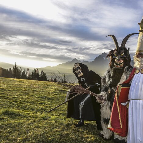 Krampusspiel in Öblarn (Nikolaus, Krampus, Tod): Immaterielles Weltkulturerbe der UNESCO | © Öblarner Krampusspiel | H. J. Danklmayer