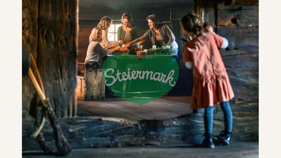 Adventkranzbinden im Freilichtmuseum Stübing | © TV Region Graz | Robert Maybach