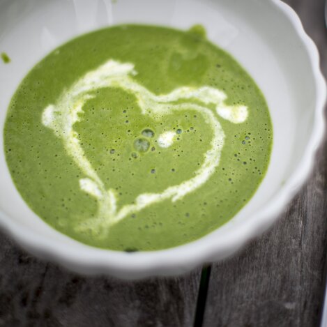 Die kulinarische Steiermark: Kräutersuppe. | © STG | Tom Lamm