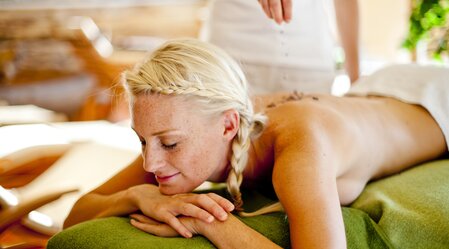 Wohlfühlbehandlungen im Grünen Herz | © STG | Tom Lamm