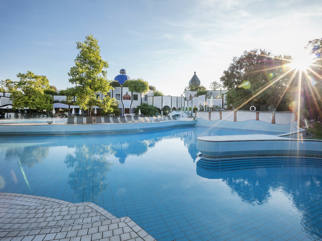 Rogner Therme Bad Blumau Beckenlandschaft | © Rogner Bad Blumau, Hundertwasser Architekturprojekt | Harald Eisenberger