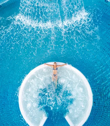 Relaxation in a thermal spa | © Thermen- & Vulkanland | Michael Königshofer