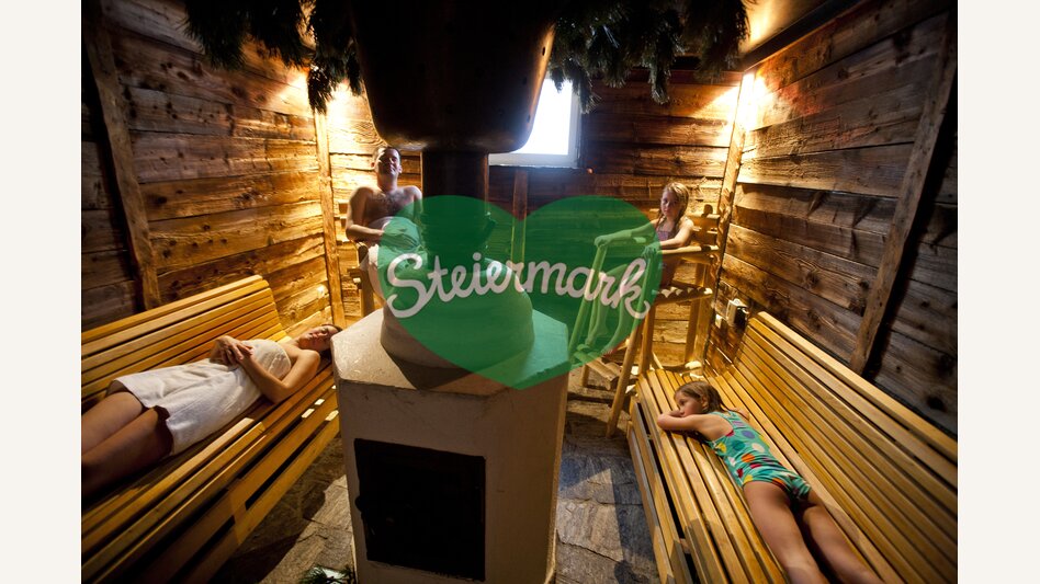 Brechlbad mit Zirbenästen | © STG | Tom Lamm