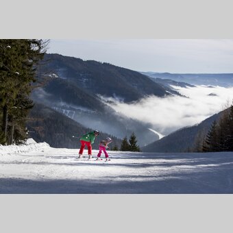 Skifahrer-Nachwuchs auf der Brunnalm | © STG | Tom Lamm