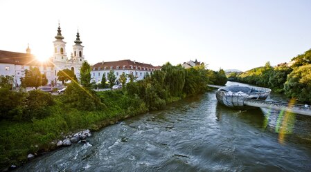 Murinsel und Mariahilferkirche | © STG | Tom Lamm