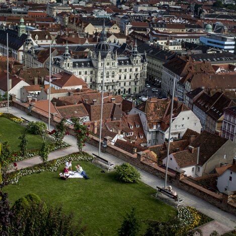 Picknick über den Dächern von Graz | © STG | Tom Lamm