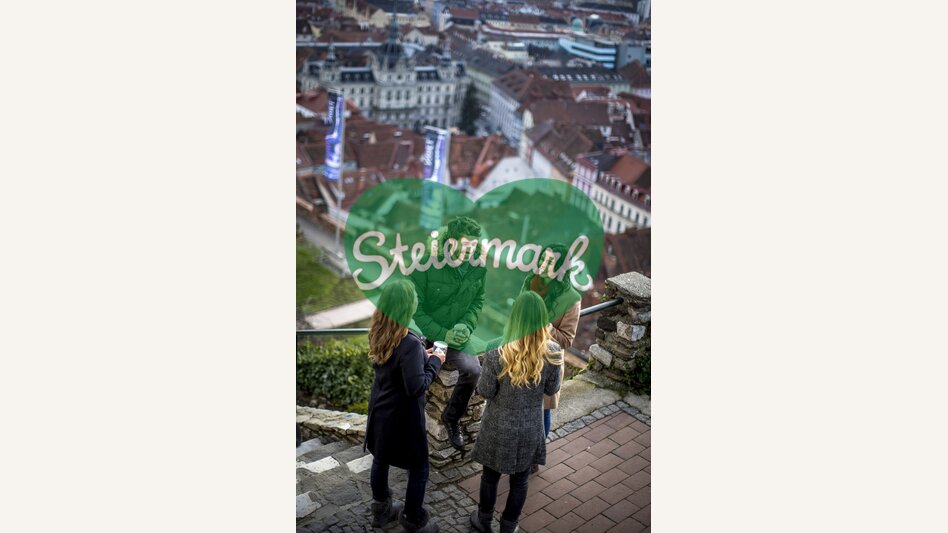 Blick vom Schlossberg auf die Grazer Altstadt  | © STG | Tom Lamm