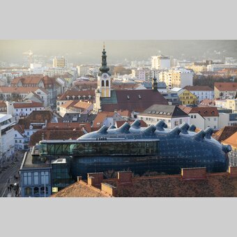 Graz mit Kunsthaus | © STG | Harry Schiffer