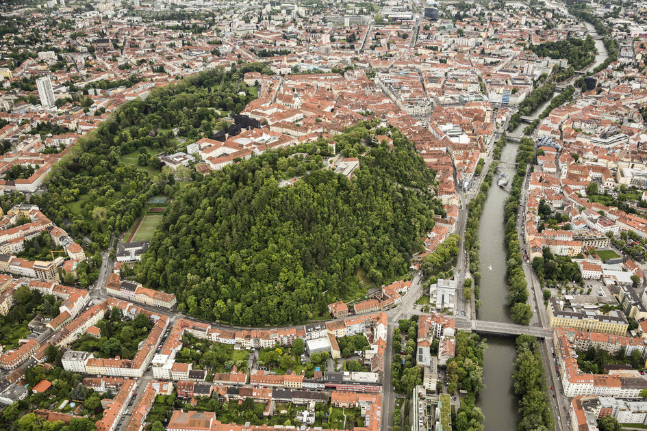 Graz in bird's eye perspective | © Steiermark Tourismus | www.wolfganghummer.com