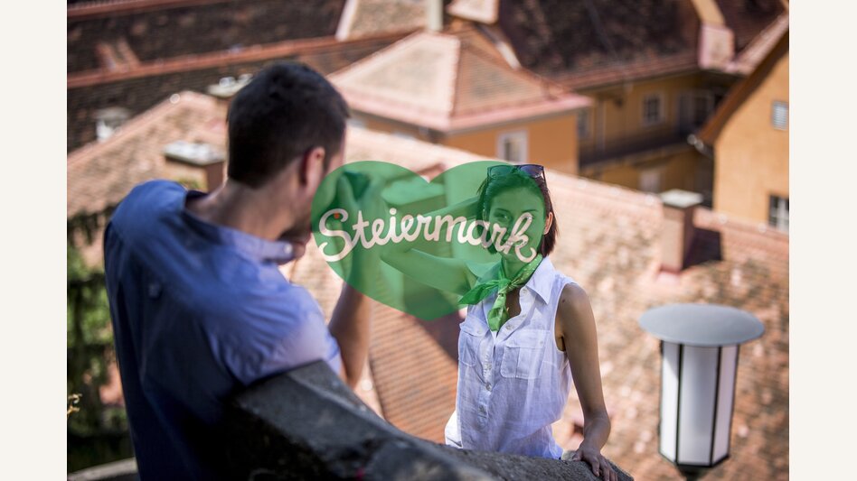 Über den Dächern von Graz auf der Schlossbergstiege | © STG | Tom Lamm