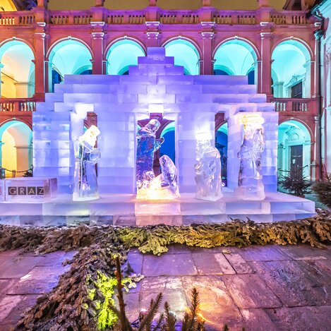 Grazer Eiskrippe im Landhaushof | © Graz Tourismus | Foto Fischer