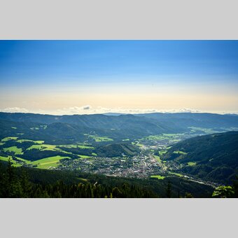 Blick auf Mürzzuschlag und das Mürztal | © STG | pixelmaker.at