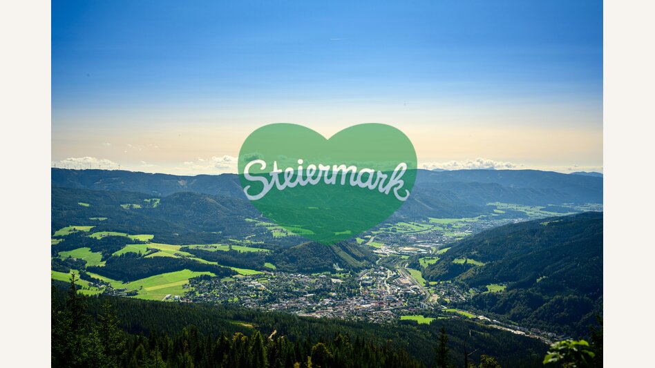 Blick auf Mürzzuschlag und das Mürztal | © STG | pixelmaker.at