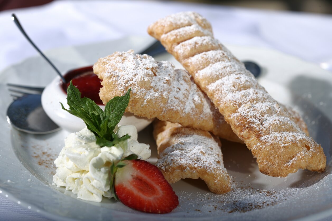 Spagatkrapfen mit Schlag | © STG | Harry Schiffer