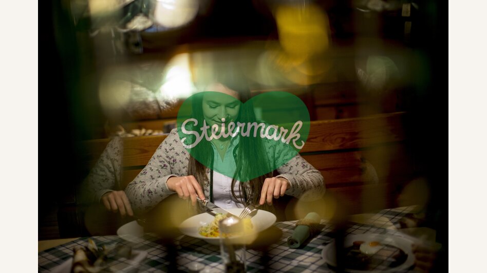 Schmausen im Brauhaus Mariazell | © STG | Tom Lamm