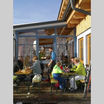 Après-Ski in der Schwabenbergarena in Turnau | © STG | Martina Haselwander