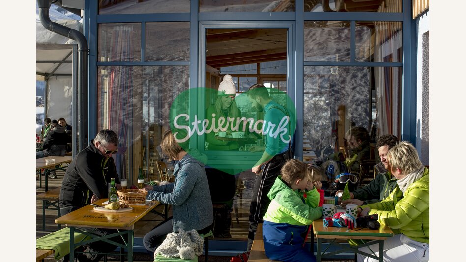 Après-Ski in der Schwabenbergarena in Turnau | © STG | Tom Lamm