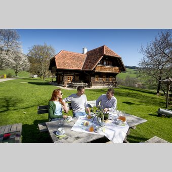 Buchteln und Kaffee am Nachmittag, Zehenthof in Semriach | © STG | Tom Lamm