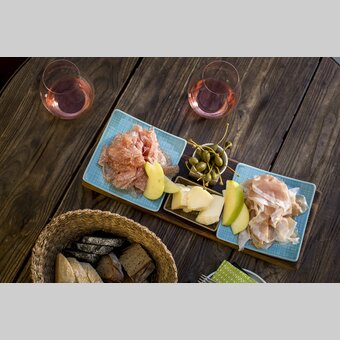 GenussHauptstadt-Genuss mit Vulcano-Schinken, Arzberger-Käse und steirischem Rosé | © STG | Tom Lamm