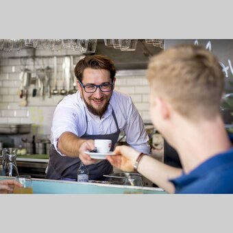 Einkehr in der Genießerei am Kaiser Josef Markt, Graz | © STG | Tom Lamm