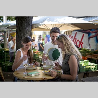 Einkehr in der Genießerei am Kaiser Josef Markt, Graz | © STG | Tom Lamm