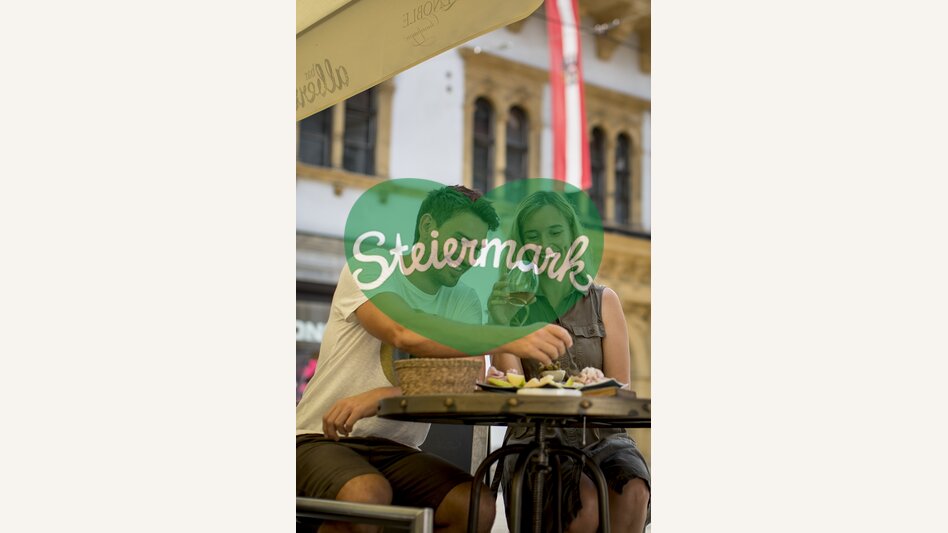 In der GenussHauptstadt Graz, vor dem Landhaus  | © STG | Tom Lamm