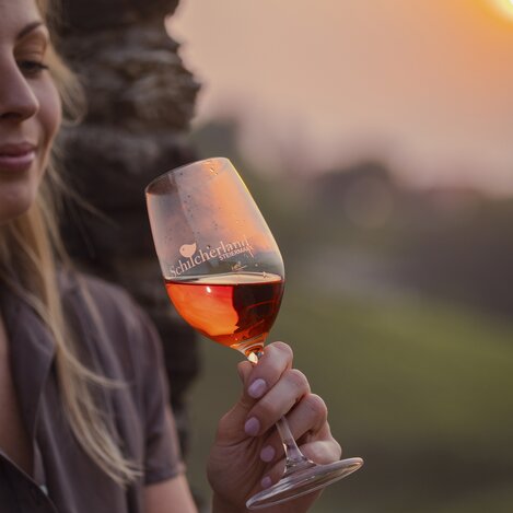 Schilcher aus der Blauen Wildbacher-Traube | © Schilcherland Steiermark | Lupi Spuma