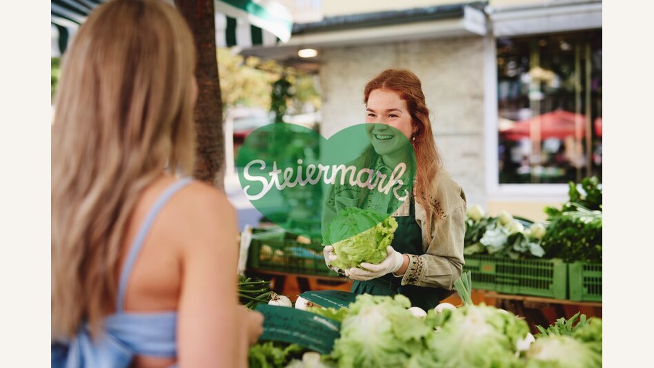Einkaufen auf einem der zahlreichen Grazer Bauernmärkte | © TV Region Graz | Michael Königshofer