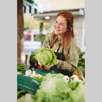 Einkaufen auf einem der zahlreichen Grazer Bauernmärkte | © TV Region Graz | Michael Königshofer