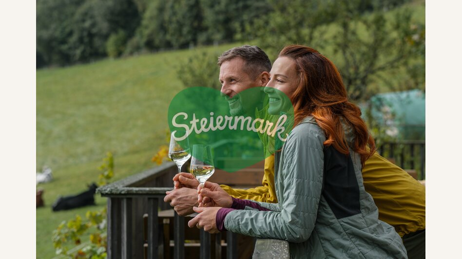 Aussicht genießen am Bründlweg | © STG | Elena Egger