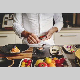 Mike Johann kocht | © TV Hochsteiermark | Michael Königshofer