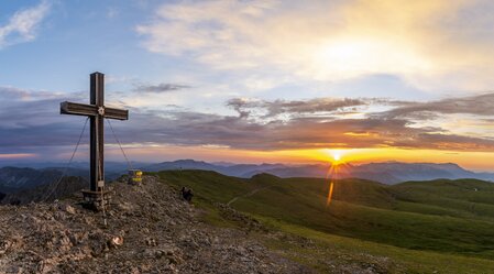 Gipfelkreuz auf der Hohen Veitsch | © STG | Volker Preusser