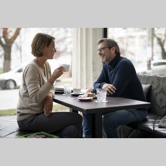 Kaffeepause beim Stadtbummel in Graz | © STG | Punkt & Komma
