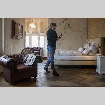 Im Hotelzimmer | © STG | Punkt & Komma