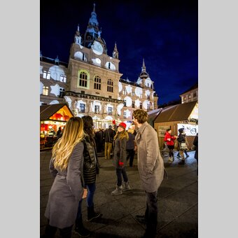 Grazer Advent mit Stadtführung, Hauptplatz mit Rathaus | © STG | Tom Lamm