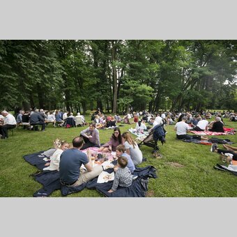 Picknick beim Musikfestival: styriarte im Schloss Eggenberg | © Styriarte | Werner Kmetitsch