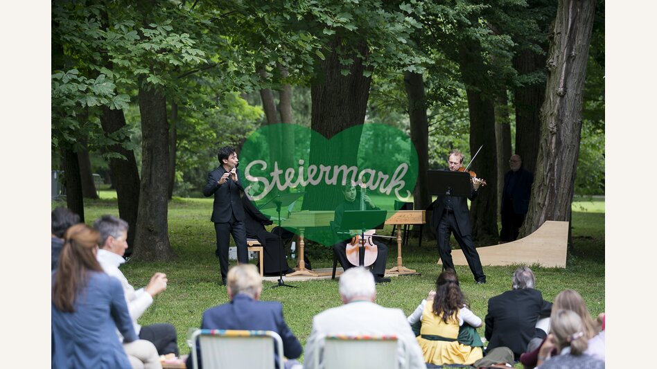 Musik im Grünen: styriarte im Schloss Eggenberg | © Styriarte | Werner Kmetitsch