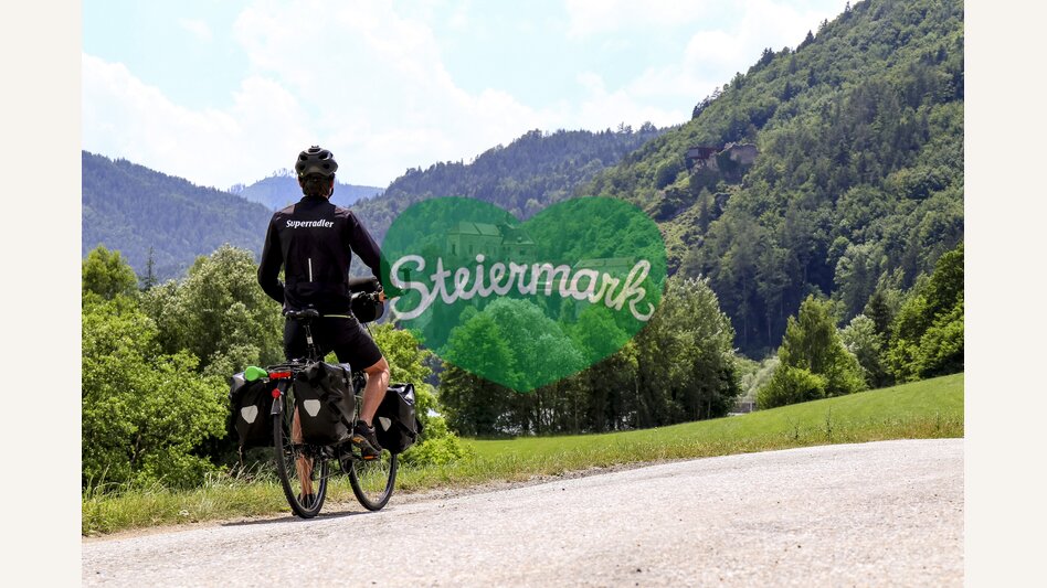 Bei Frohnleiten mit Blick auf Burg Rabenstein | © STG | Martin Kubanek