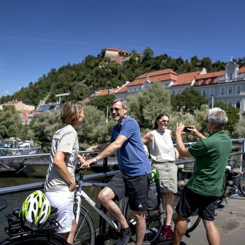 Radurlauber beim Zwischenstopp in Graz | © STG | Tom Lamm