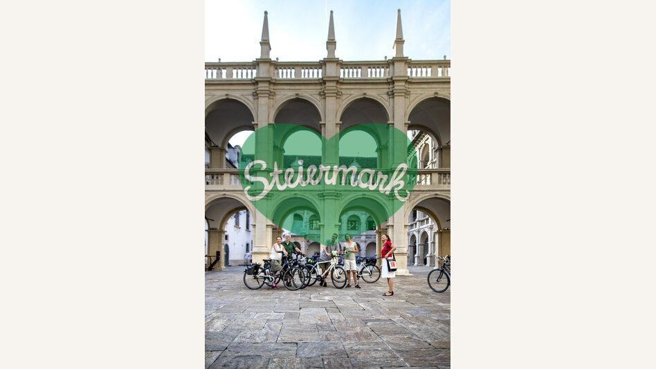 Rad-Stadtführung mit GrazGuide Claudia Kastner im Landhaus | © STG | Tom Lamm